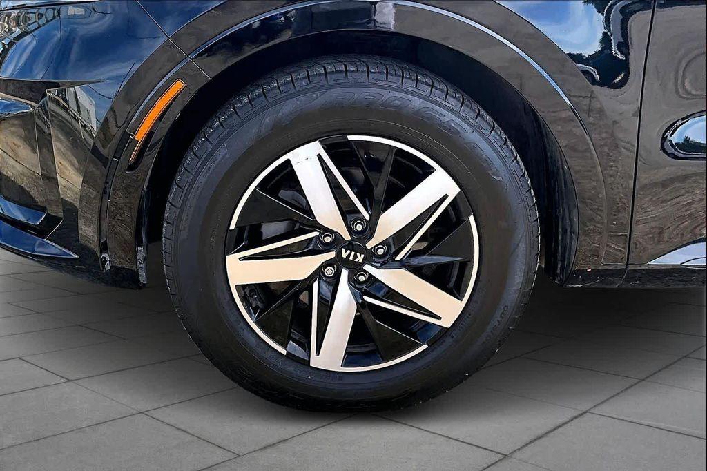 used 2021 Kia Sorento car, priced at $19,003