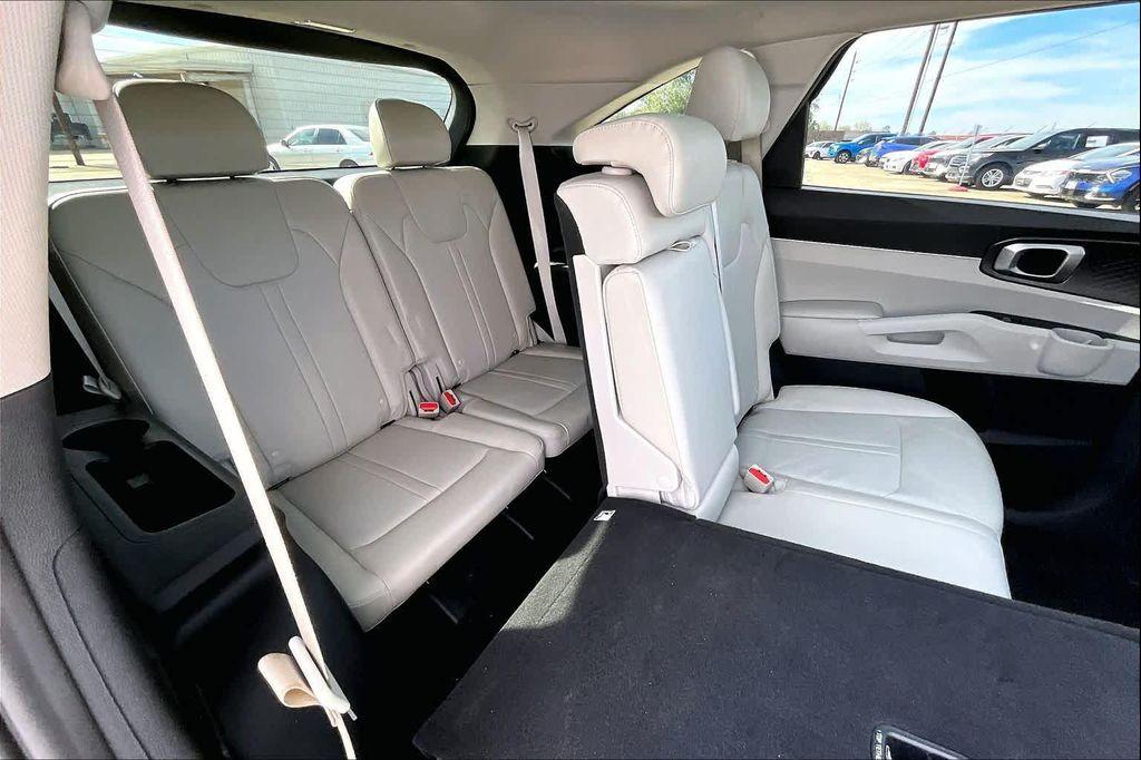 used 2021 Kia Sorento car, priced at $19,003