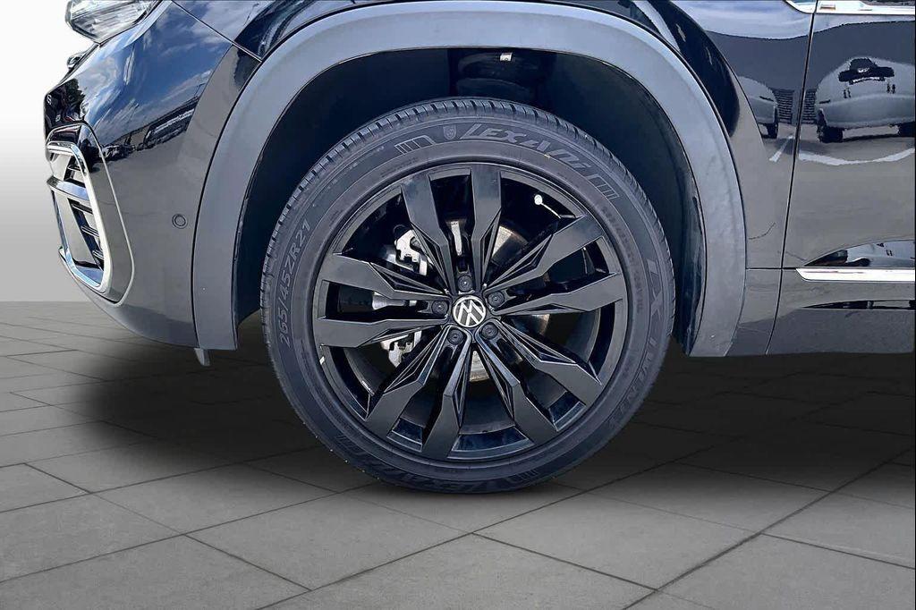 used 2023 Volkswagen Atlas Cross Sport car, priced at $31,125
