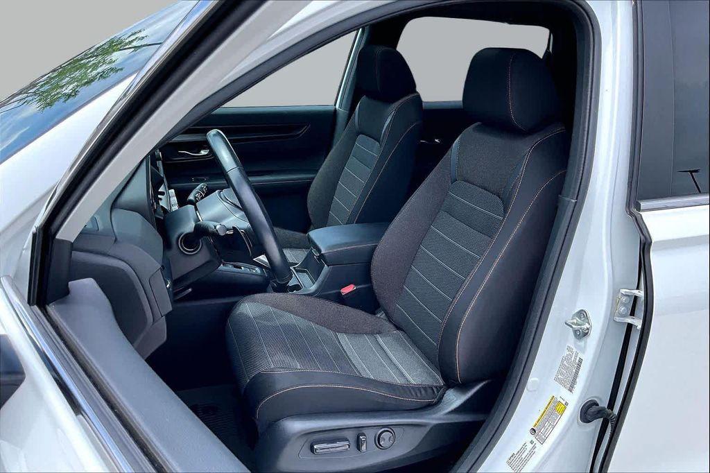 used 2024 Honda CR-V Hybrid car, priced at $29,925