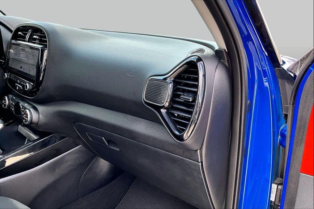 used 2024 Kia Soul car, priced at $23,525
