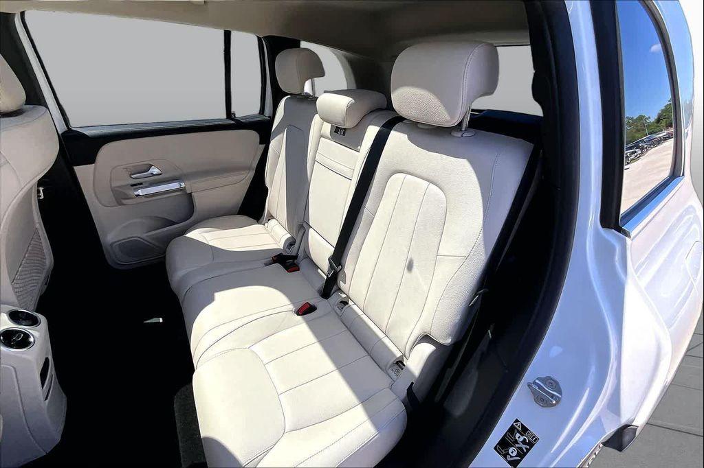 used 2023 Mercedes-Benz GLB 250 car, priced at $30,225