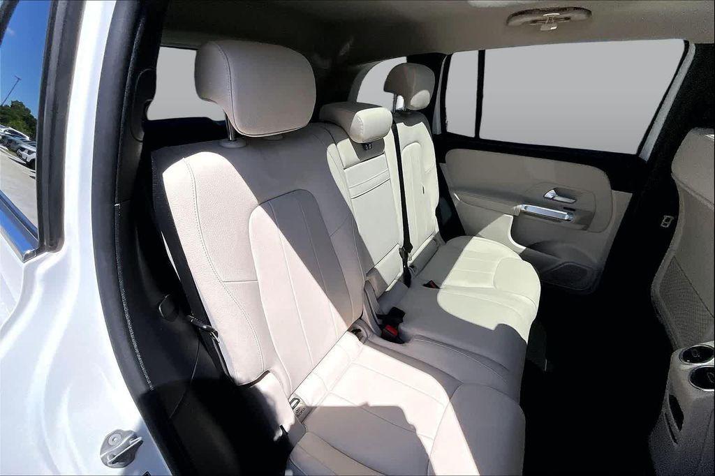 used 2023 Mercedes-Benz GLB 250 car, priced at $30,225