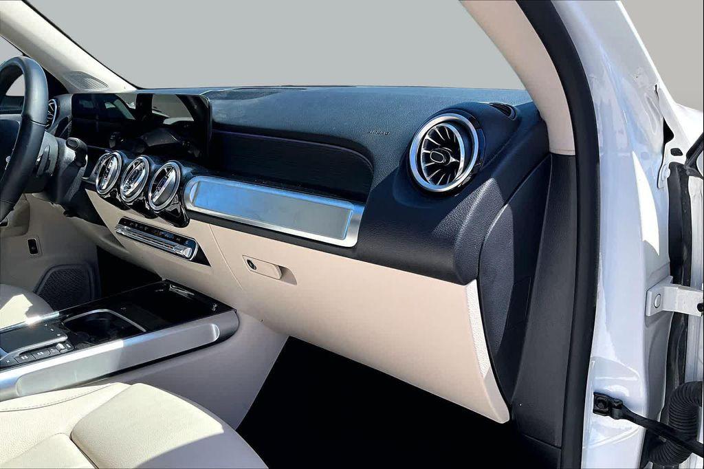 used 2023 Mercedes-Benz GLB 250 car, priced at $30,225