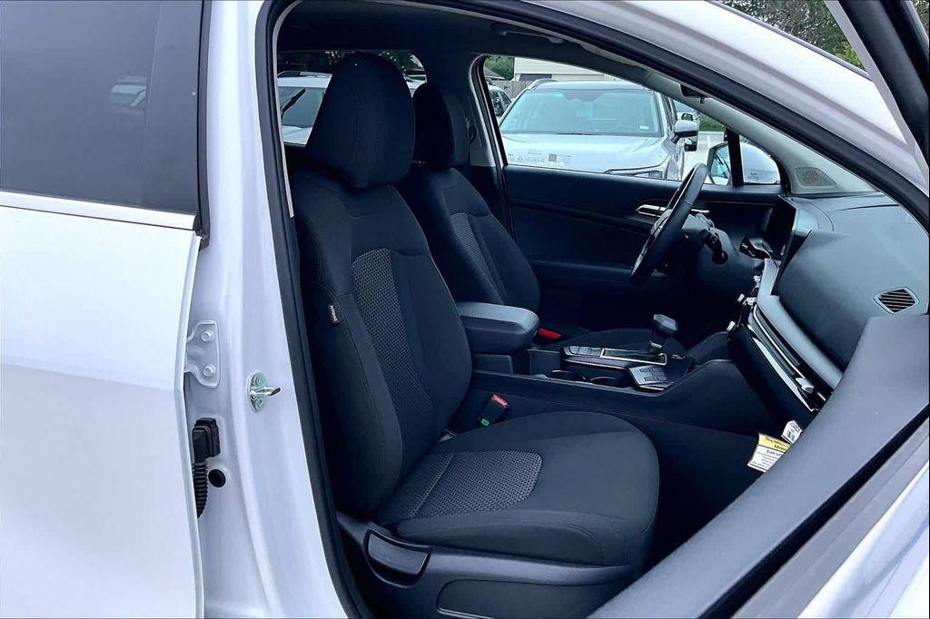 used 2026 Kia Sportage car, priced at $27,600