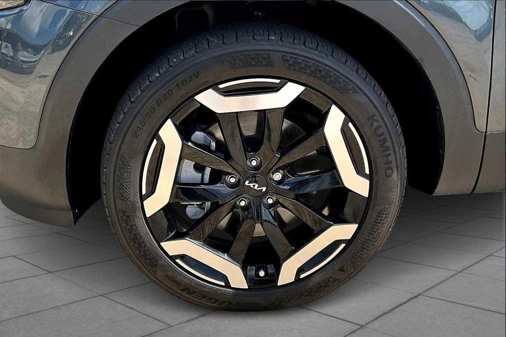 used 2024 Kia Telluride car, priced at $35,747