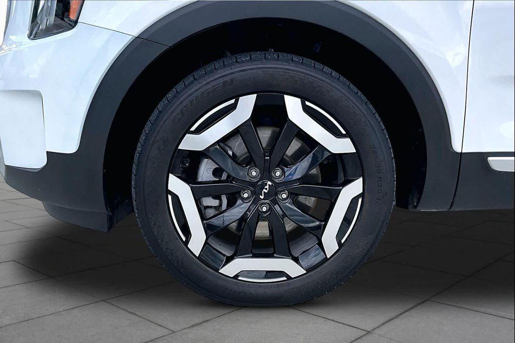 used 2023 Kia Telluride car, priced at $31,825