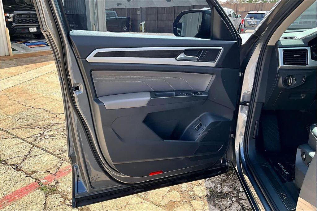 used 2023 Volkswagen Atlas car, priced at $24,978