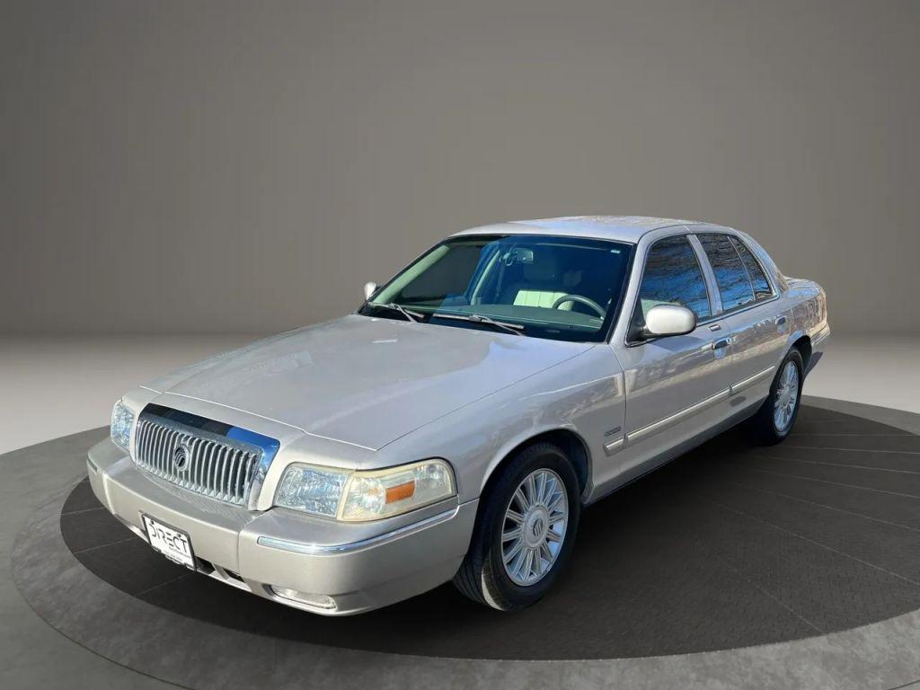 used 2009 Mercury Grand Marquis car, priced at $14,990