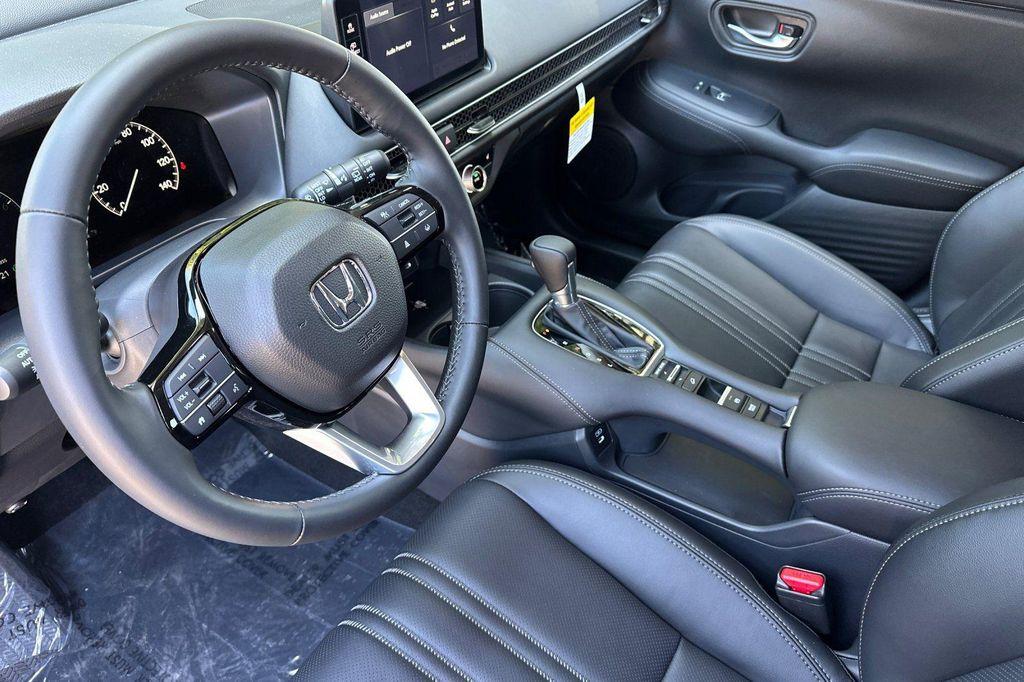 new 2027 Honda HR-V car, priced at $31,900