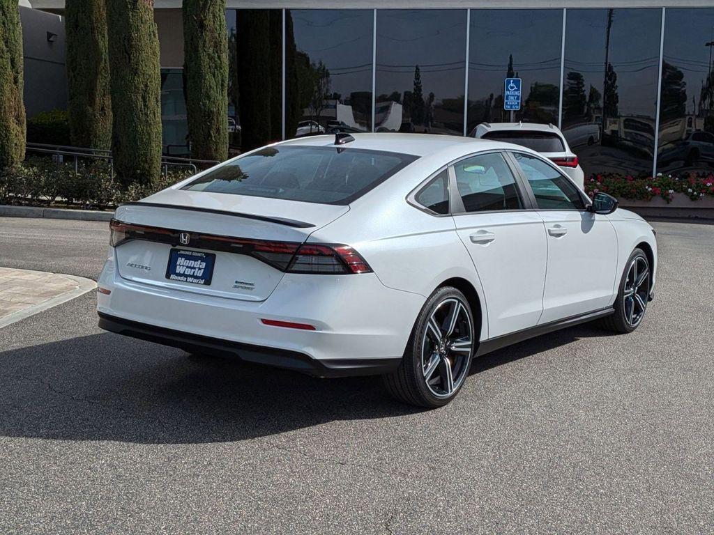 new 2025 Honda Accord Hybrid car, priced at $35,305