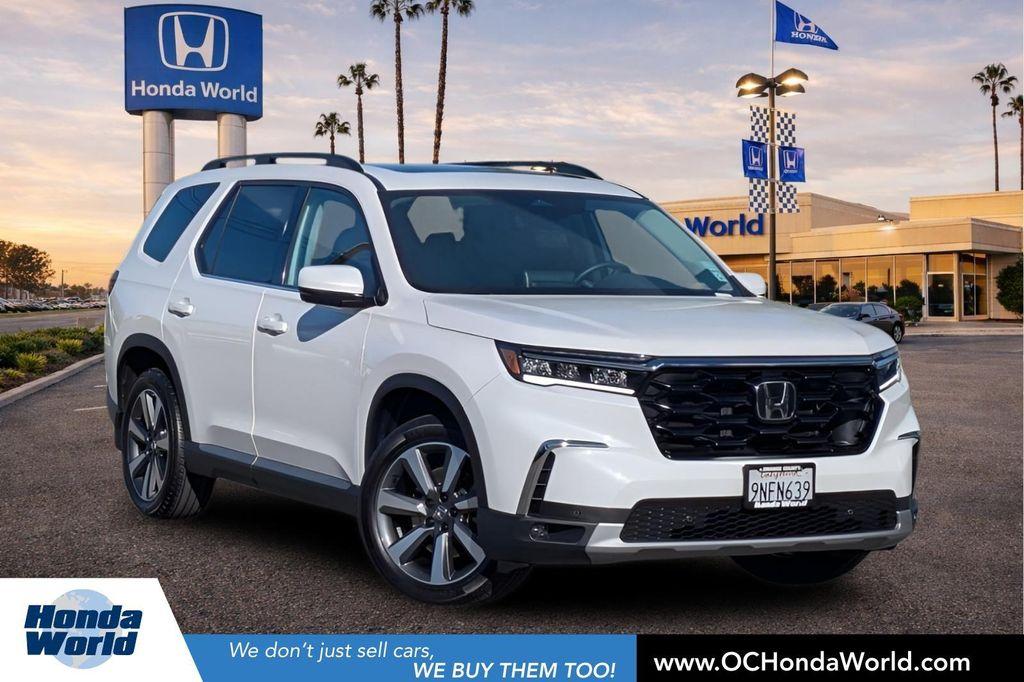 used 2025 Honda Pilot car, priced at $41,708