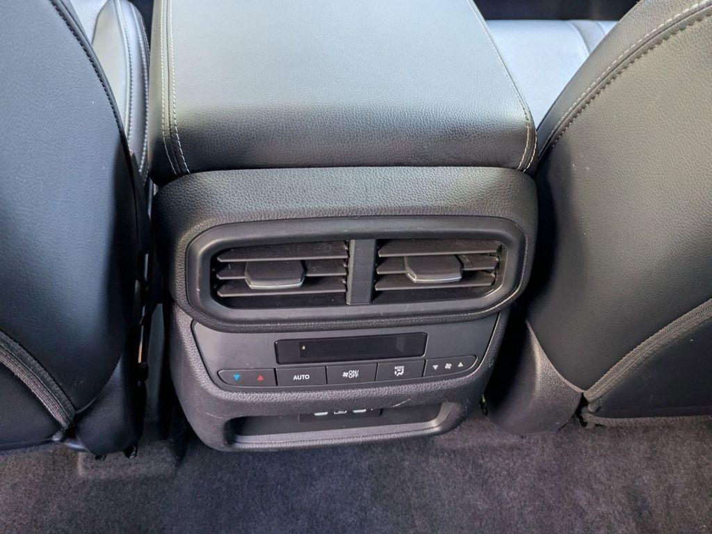 used 2025 Honda Pilot car, priced at $41,708