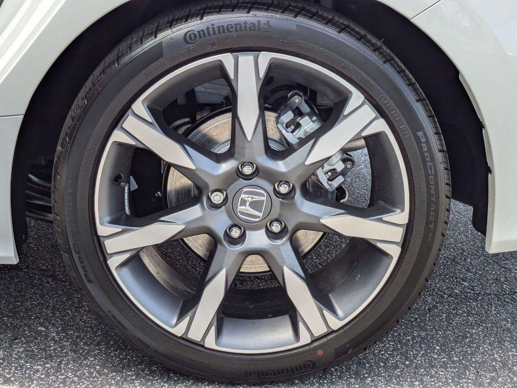 new 2026 Honda Civic Hybrid car, priced at $33,945