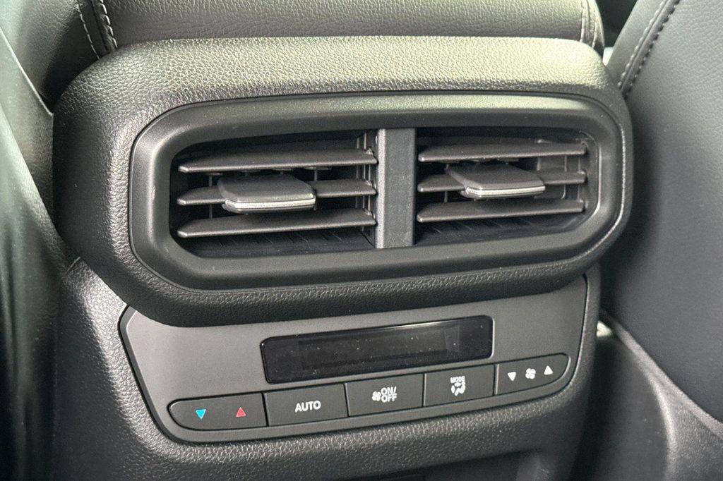 new 2026 Honda Pilot car, priced at $46,445