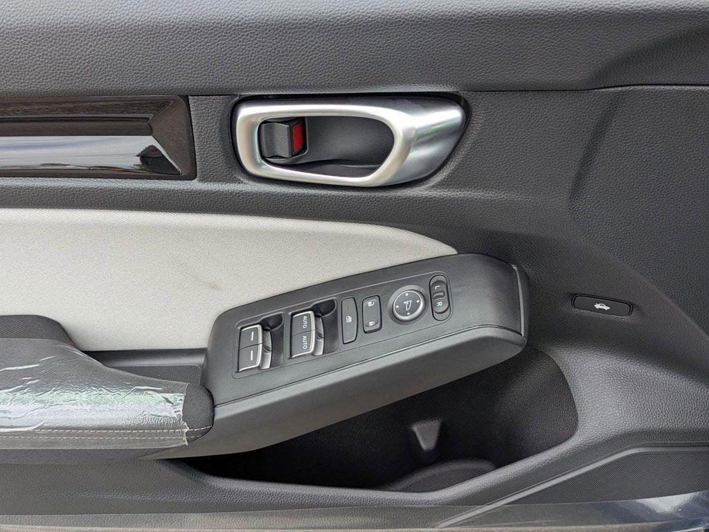 new 2026 Honda Civic Hybrid car, priced at $30,490