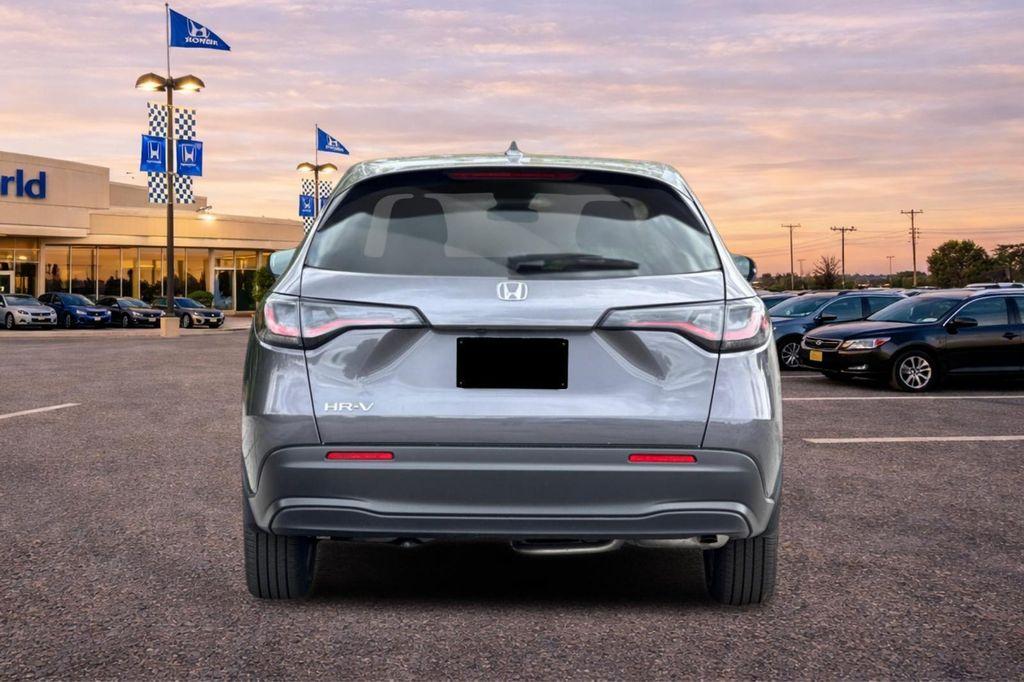 new 2027 Honda HR-V car, priced at $28,050