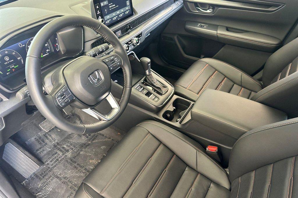 new 2026 Honda CR-V Hybrid car, priced at $40,175