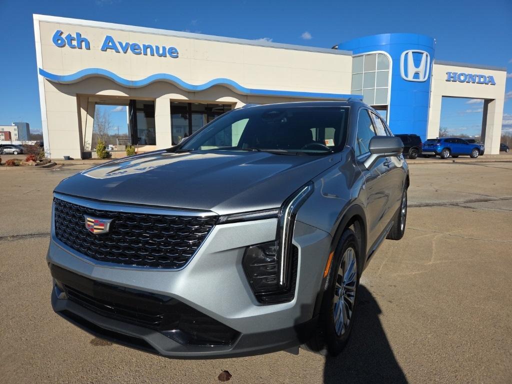 used 2025 Cadillac XT4 car, priced at $32,179