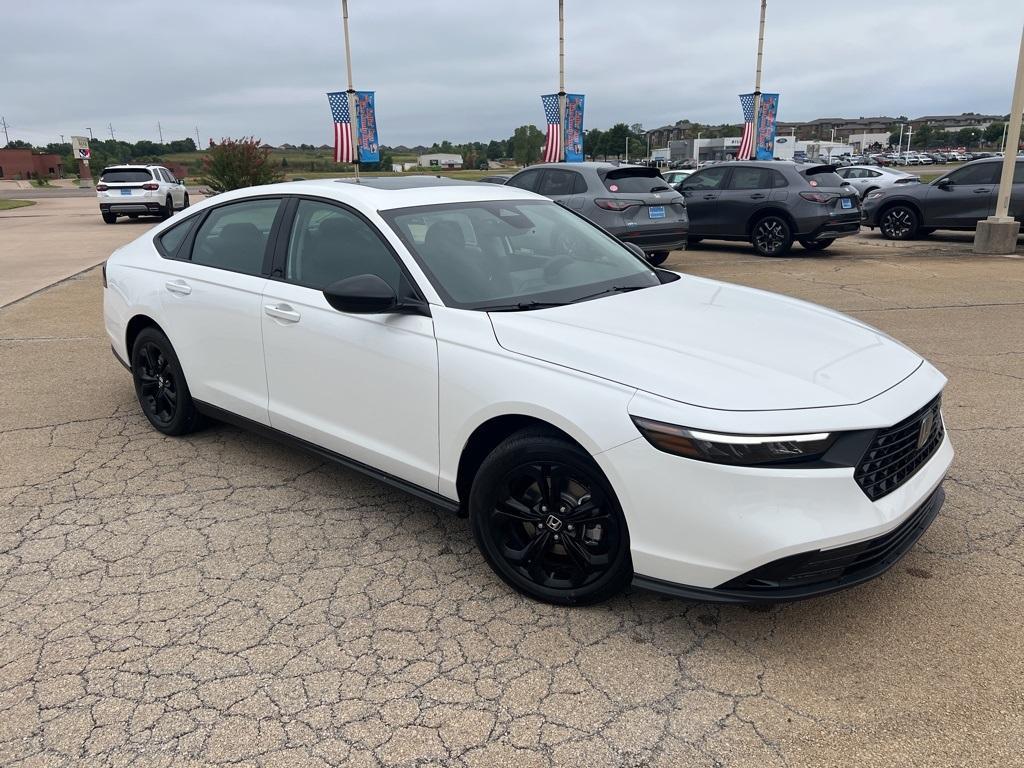 new 2025 Honda Accord car, priced at $30,807
