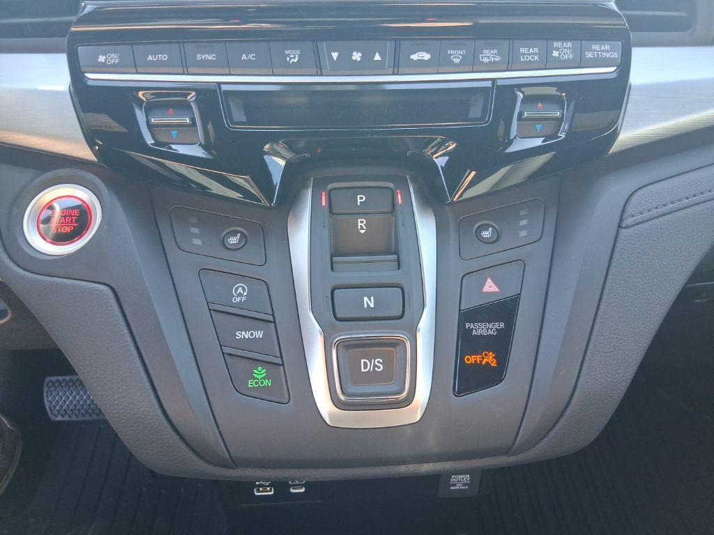 new 2026 Honda Odyssey car, priced at $43,296