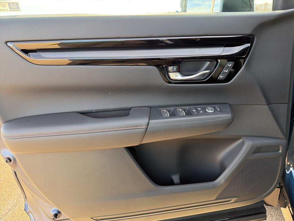 new 2026 Honda CR-V Hybrid car, priced at $43,700