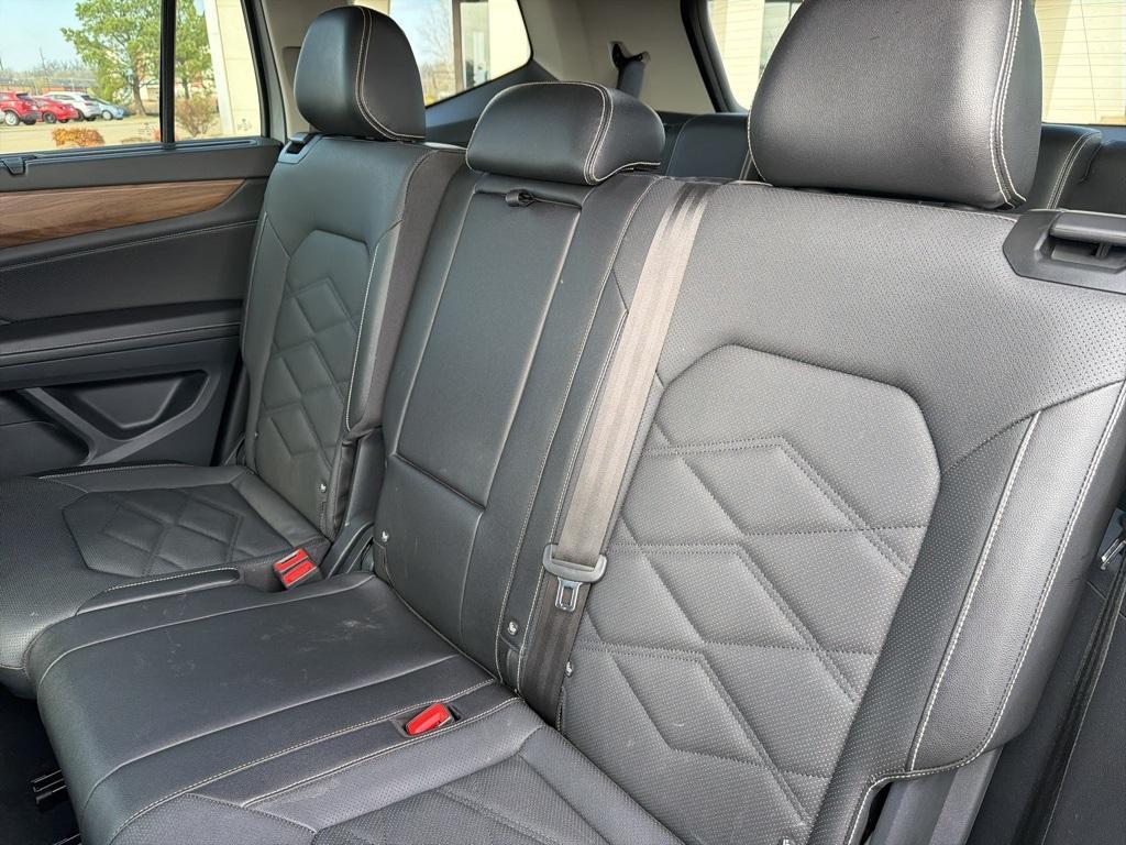 used 2025 Volkswagen Atlas car, priced at $31,000