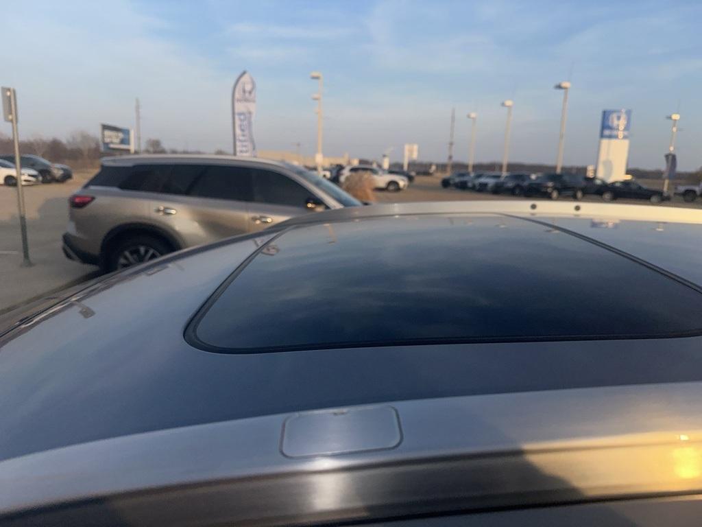 used 2020 Honda CR-V car, priced at $27,666