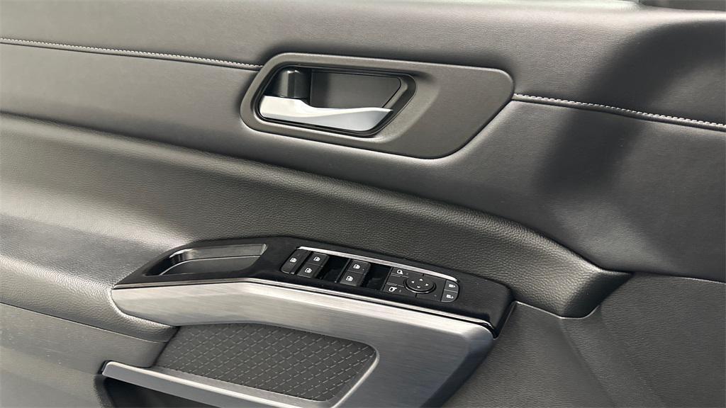 used 2023 Nissan Pathfinder car, priced at $33,996