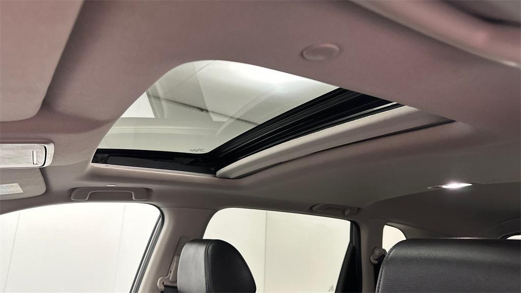 used 2024 Honda CR-V car, priced at $31,998