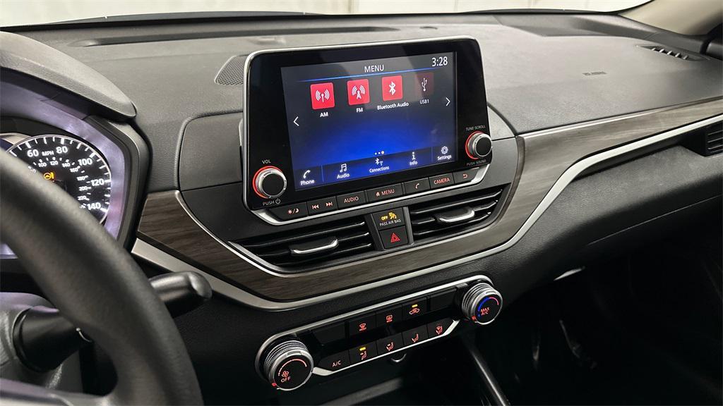 used 2023 Nissan Altima car, priced at $24,387