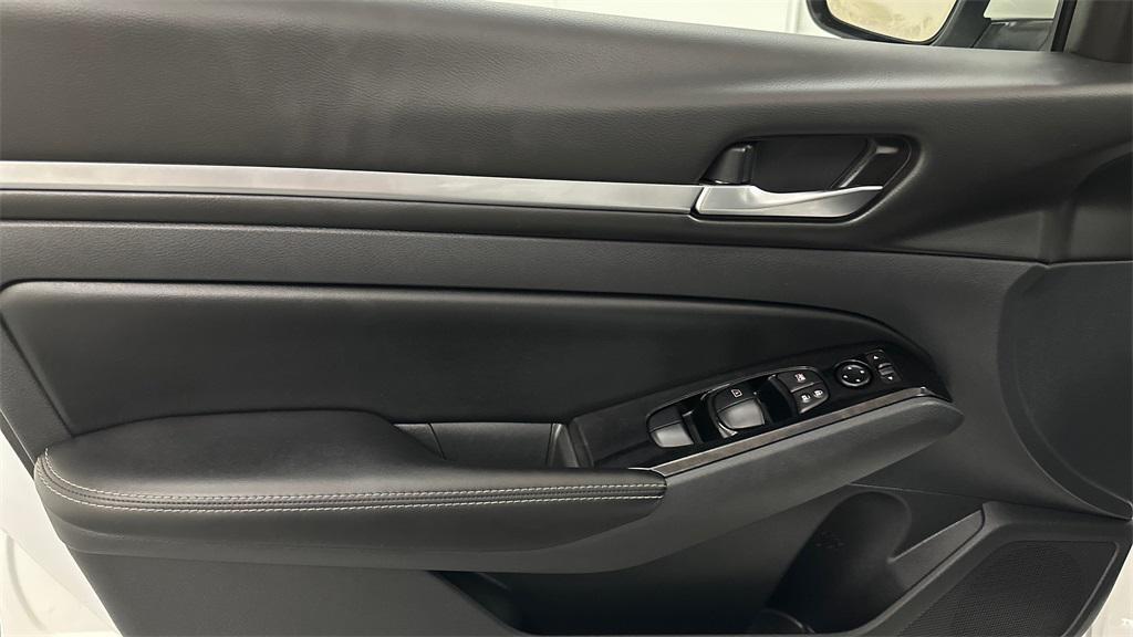 used 2023 Nissan Altima car, priced at $24,387