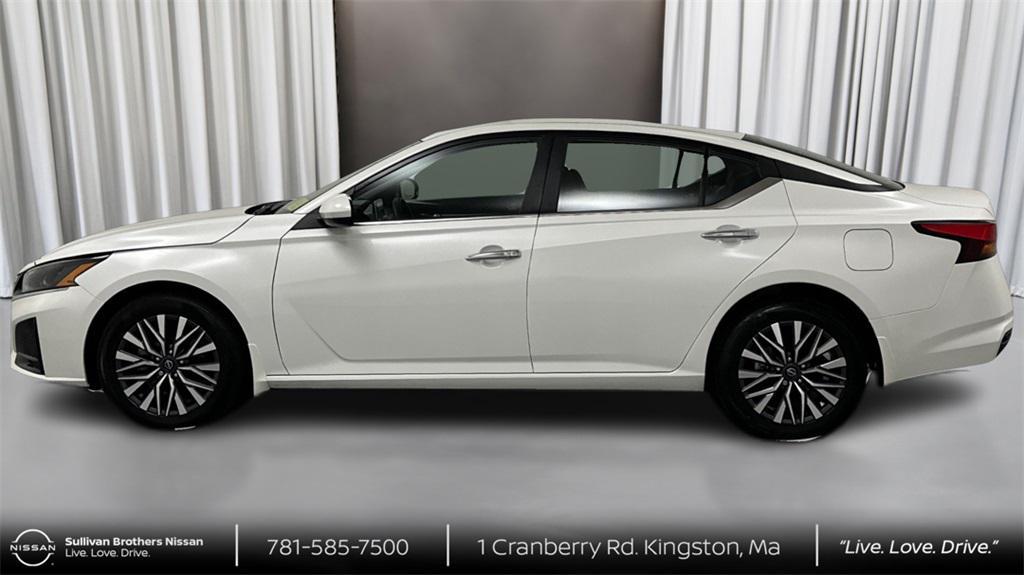 used 2023 Nissan Altima car, priced at $24,387