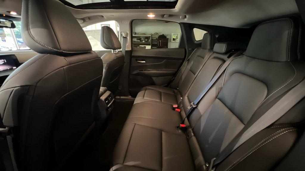 new 2025 Nissan Murano car, priced at $42,305