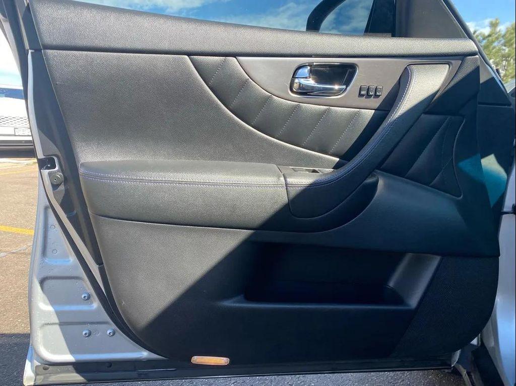 used 2015 INFINITI QX70 car, priced at $14,998