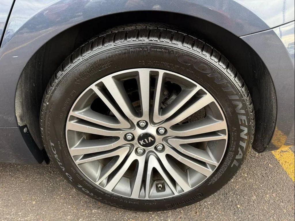 used 2014 Kia Cadenza car, priced at $9,998