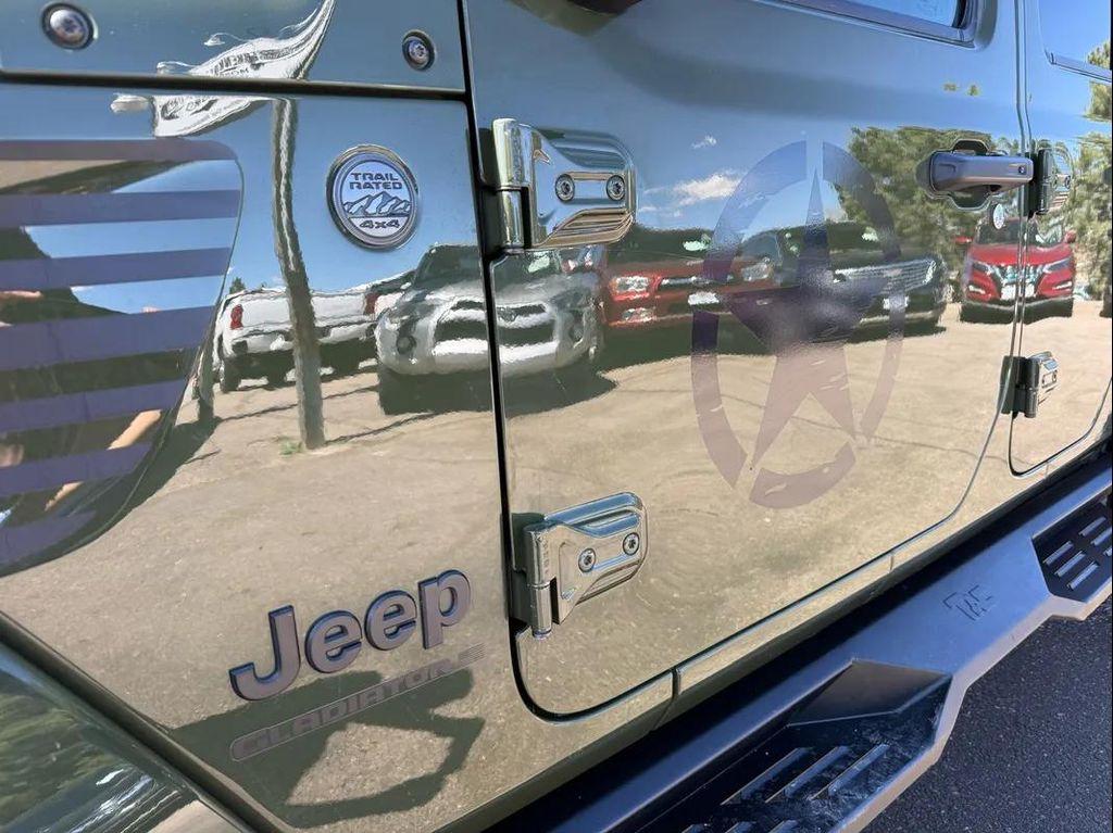 used 2024 Jeep Gladiator car, priced at $38,998