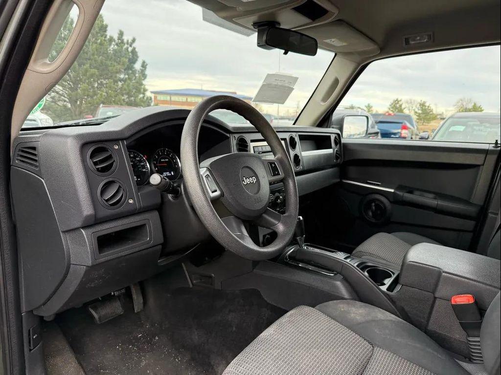 used 2008 Jeep Commander car, priced at $8,800