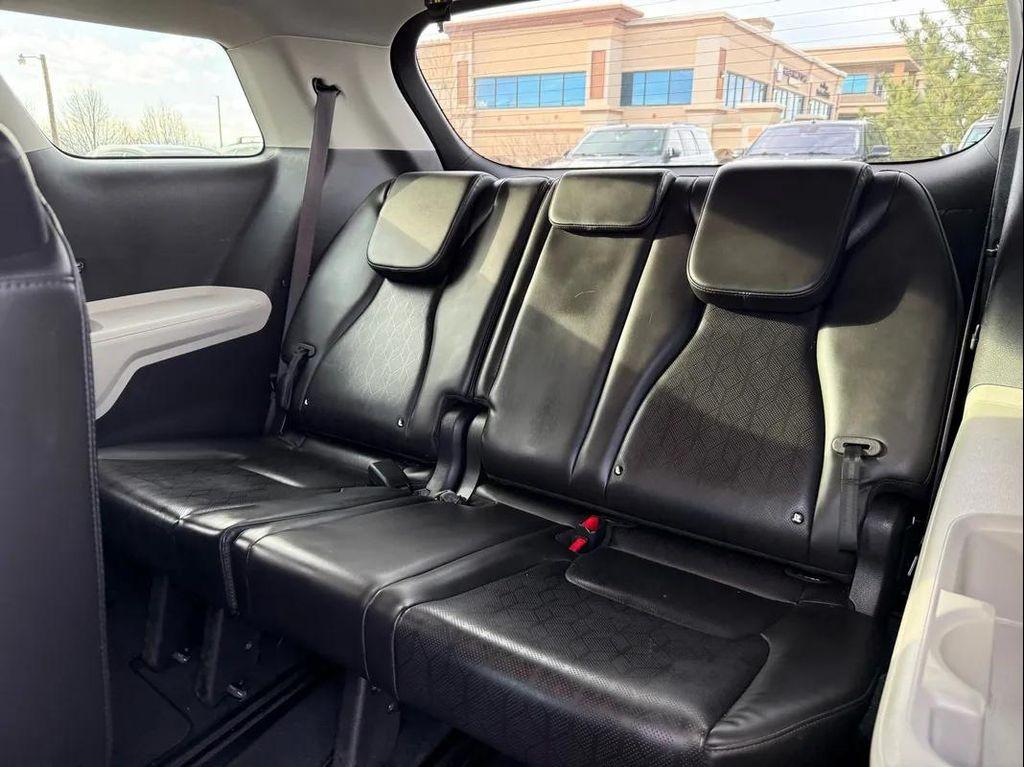 used 2022 Kia Carnival car, priced at $21,998