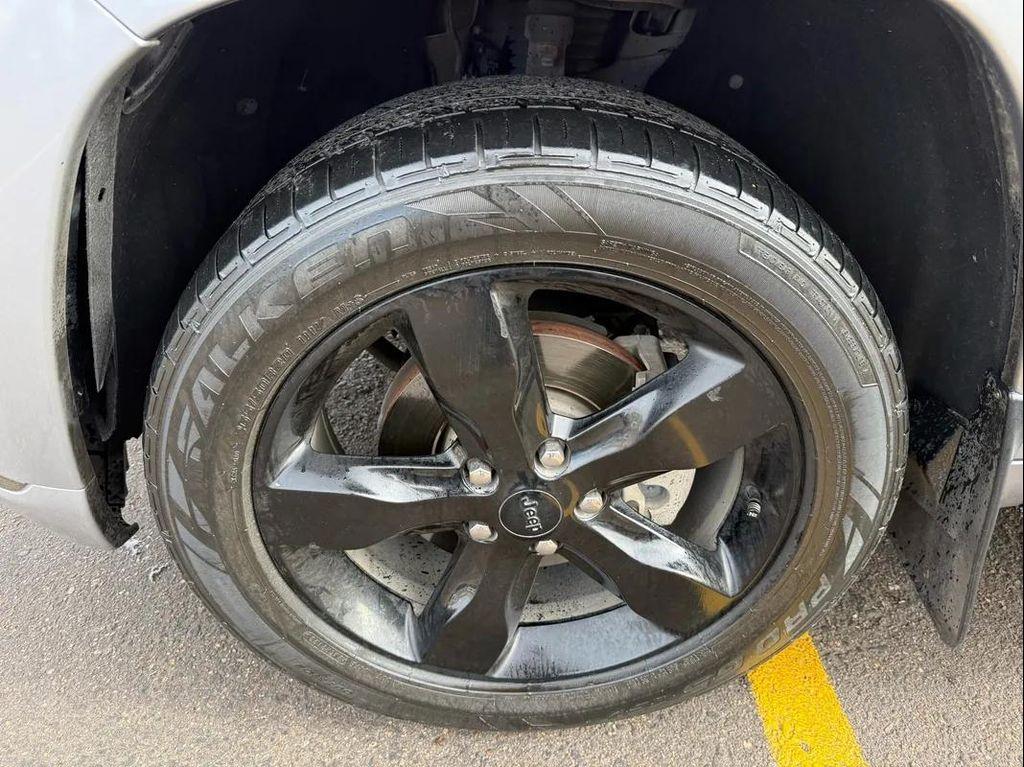 used 2015 Jeep Grand Cherokee car, priced at $8,998