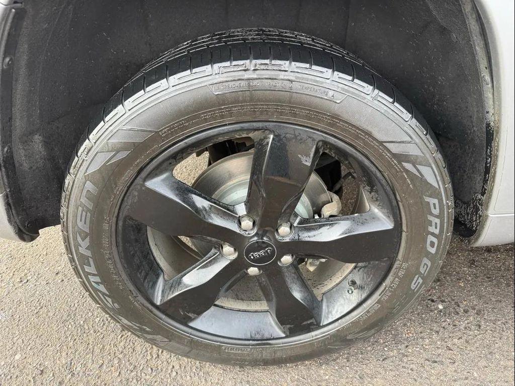 used 2015 Jeep Grand Cherokee car, priced at $8,998