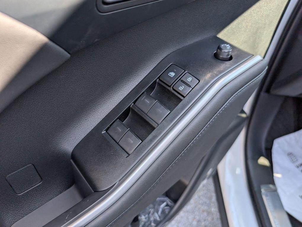 new 2026 Toyota Highlander Hybrid car, priced at $50,908