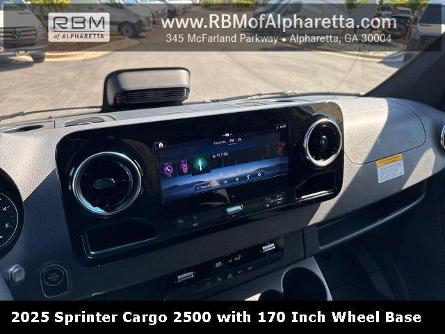 new 2025 Mercedes-Benz Sprinter 2500 car