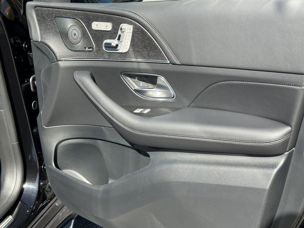 new 2026 Mercedes-Benz GLE 450 car, priced at $87,380