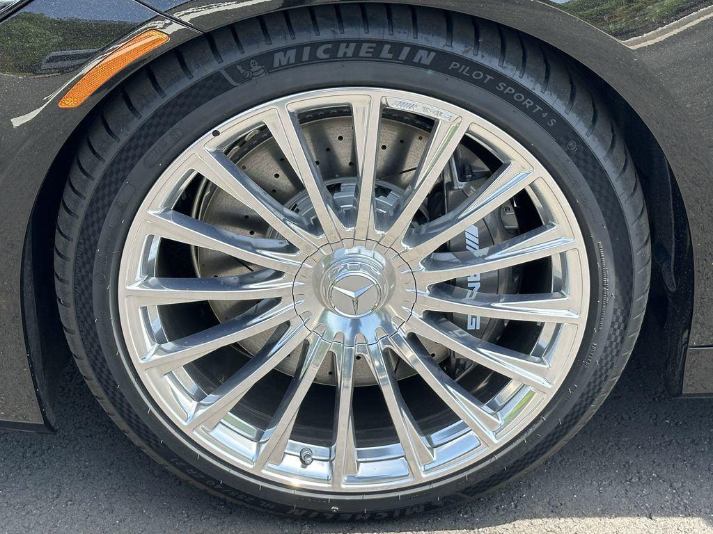 new 2025 Mercedes-Benz AMG S 63 E car, priced at $197,865