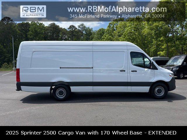 new 2025 Mercedes-Benz Sprinter 2500 car