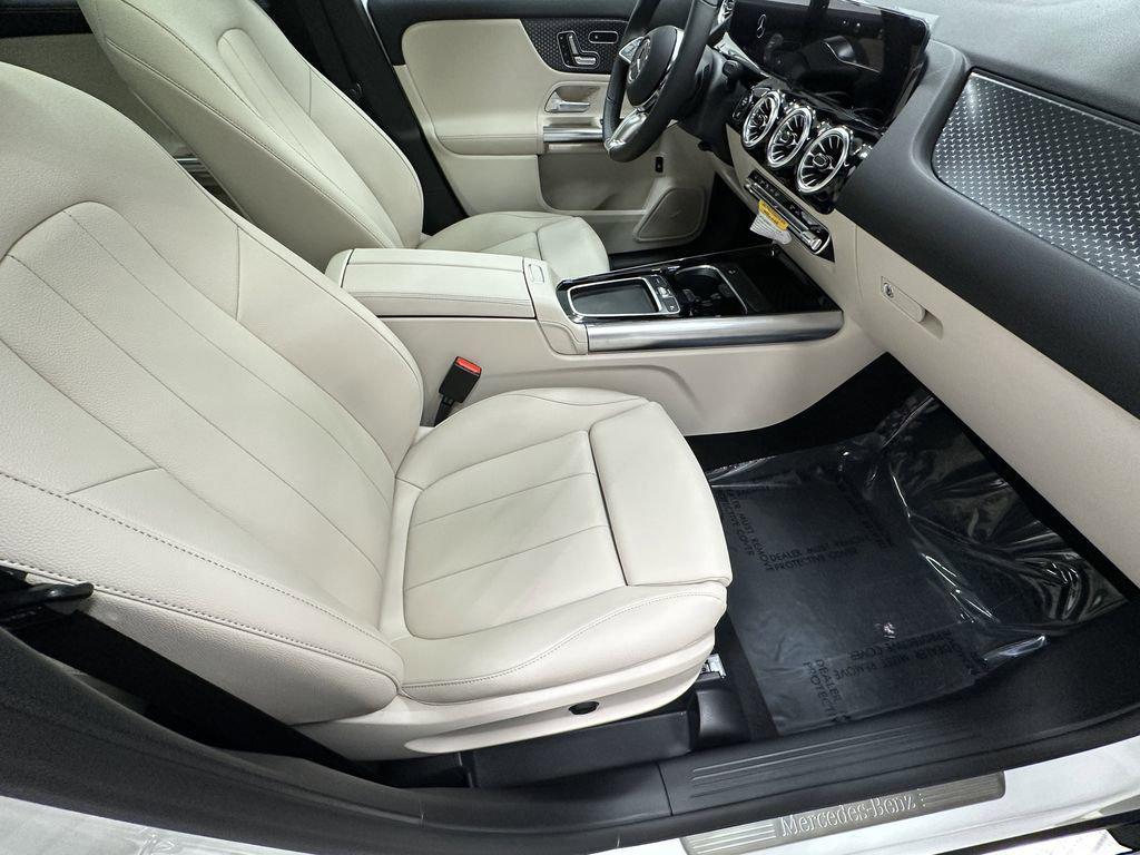 new 2026 Mercedes-Benz GLA 250 car, priced at $46,350