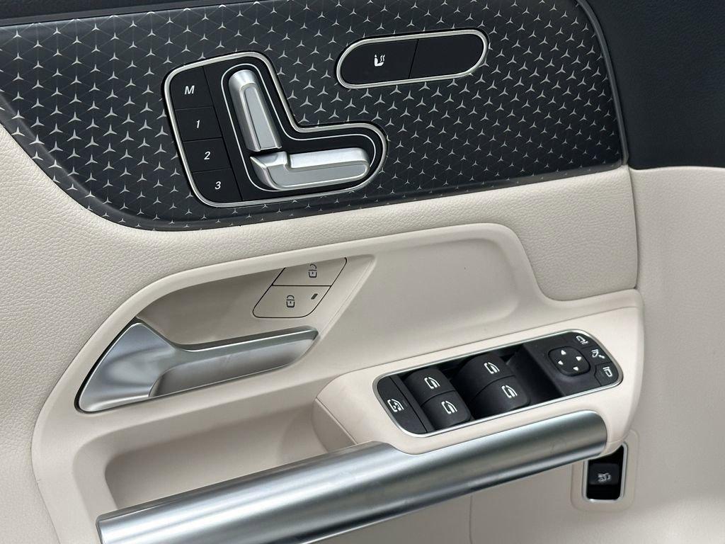 new 2026 Mercedes-Benz GLA 250 car, priced at $46,350