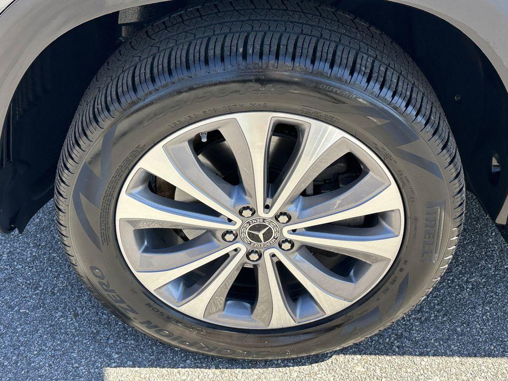 used 2022 Mercedes-Benz GLE 350 car, priced at $42,403