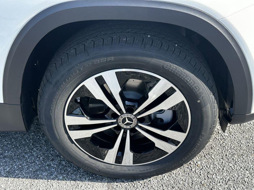 new 2026 Mercedes-Benz GLB 250 car, priced at $53,293